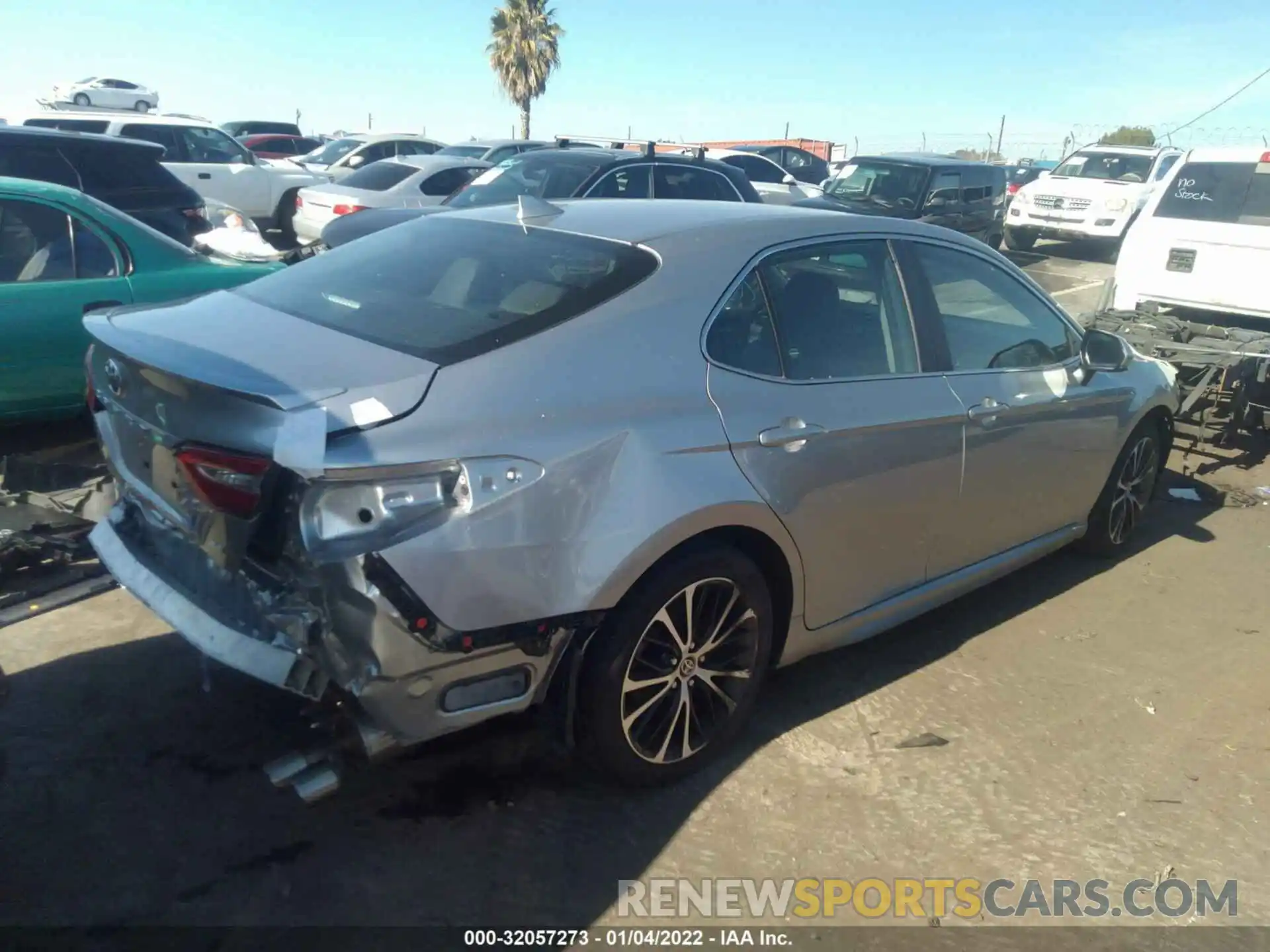 4 Photograph of a damaged car 4T1G11AK1LU969901 TOYOTA CAMRY 2020