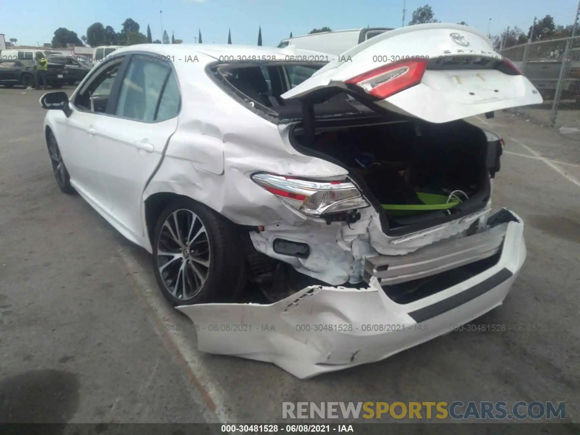 3 Photograph of a damaged car 4T1G11AK1LU974659 TOYOTA CAMRY 2020