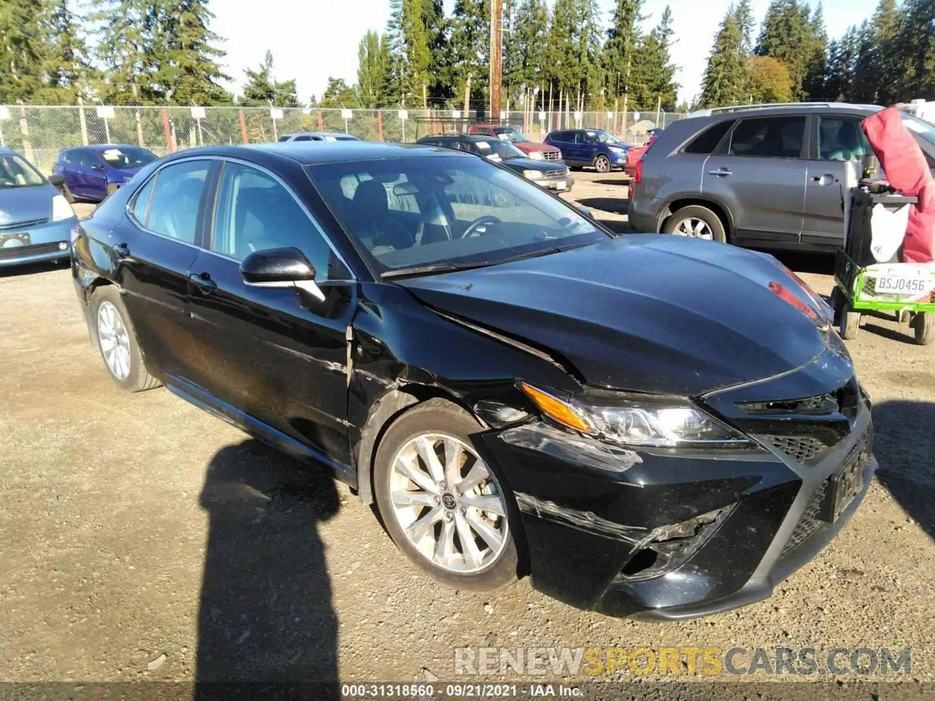 1 Photograph of a damaged car 4T1G11AK1LU977075 TOYOTA CAMRY 2020