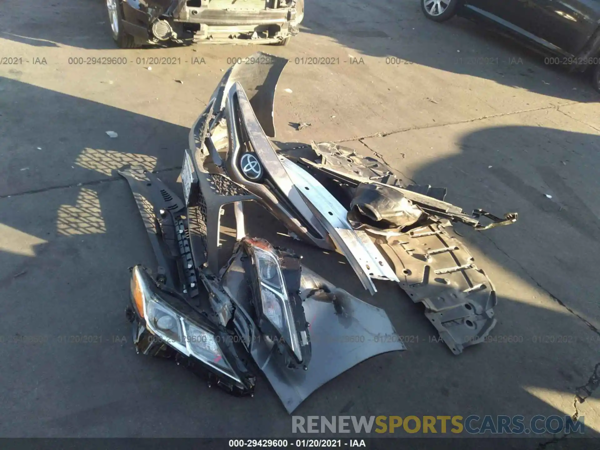 12 Фотография поврежденного автомобиля 4T1G11AK1LU989081 TOYOTA CAMRY 2020