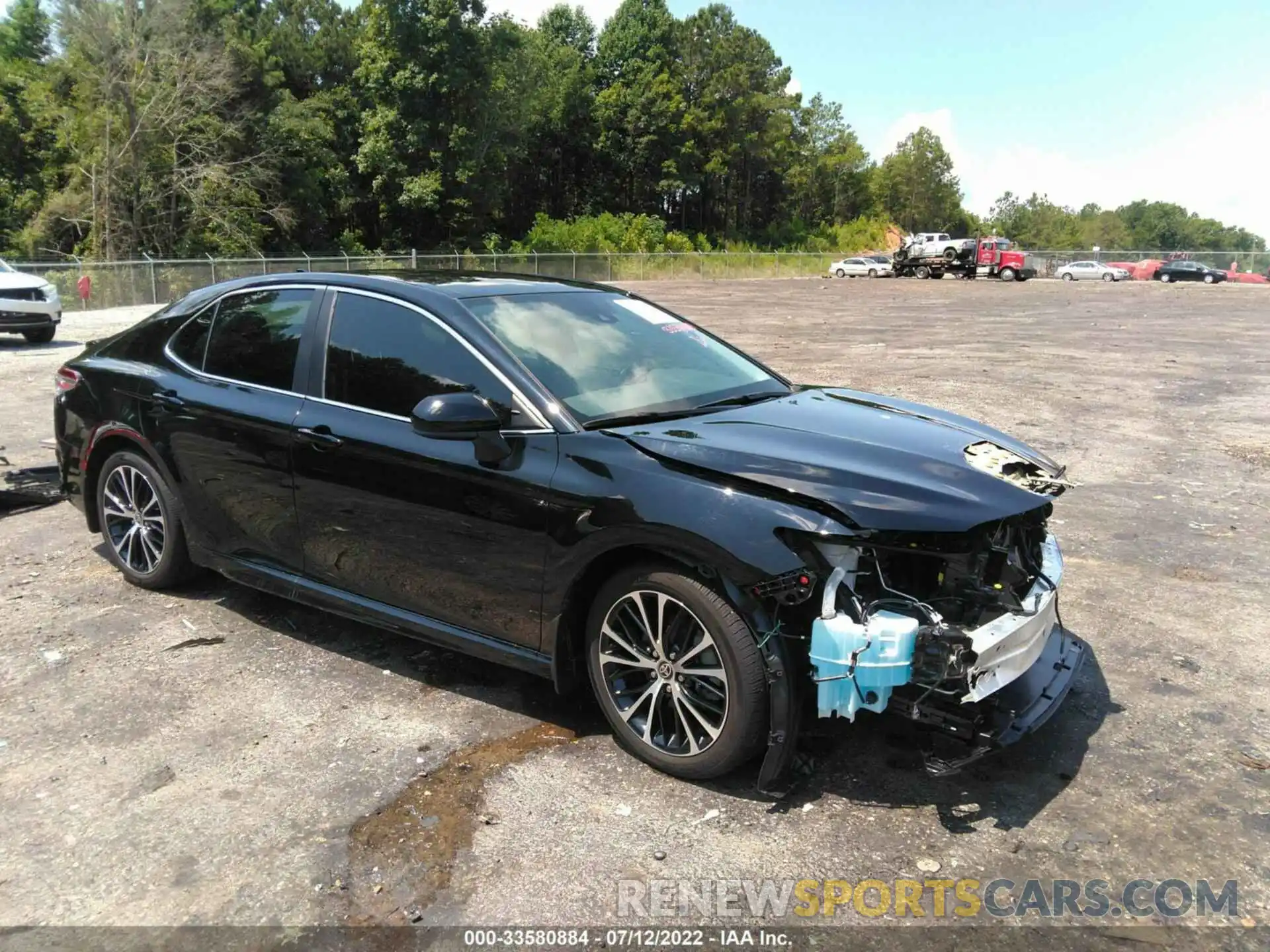 1 Photograph of a damaged car 4T1G11AK1LU992983 TOYOTA CAMRY 2020