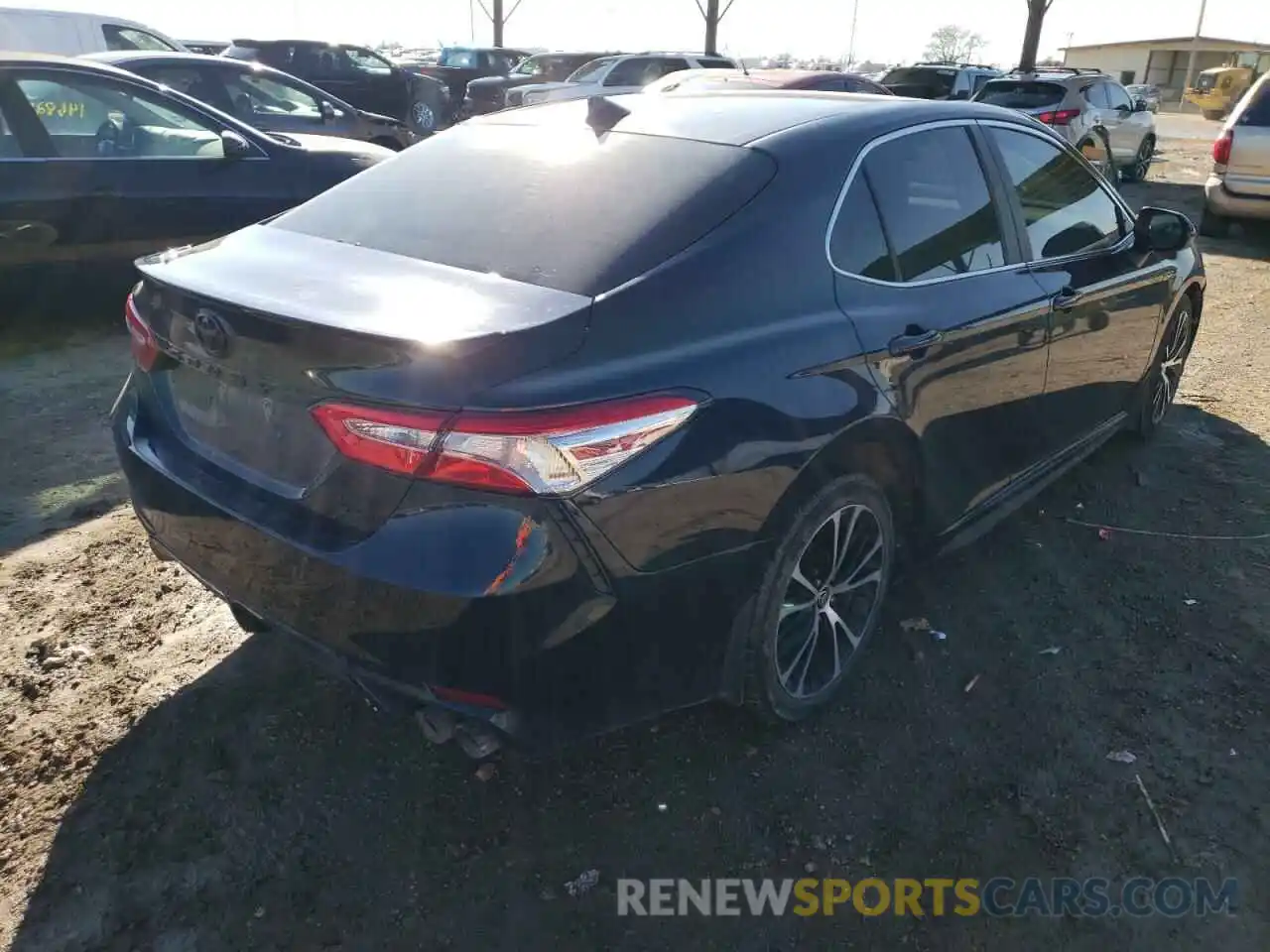 4 Photograph of a damaged car 4T1G11AK1LU996466 TOYOTA CAMRY 2020