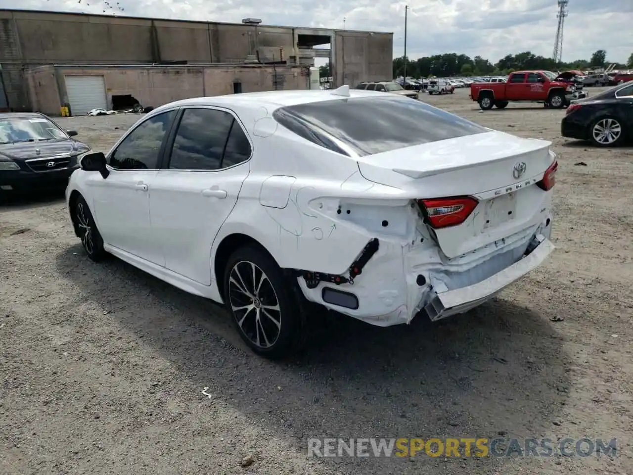 3 Photograph of a damaged car 4T1G11AK1LU998752 TOYOTA CAMRY 2020