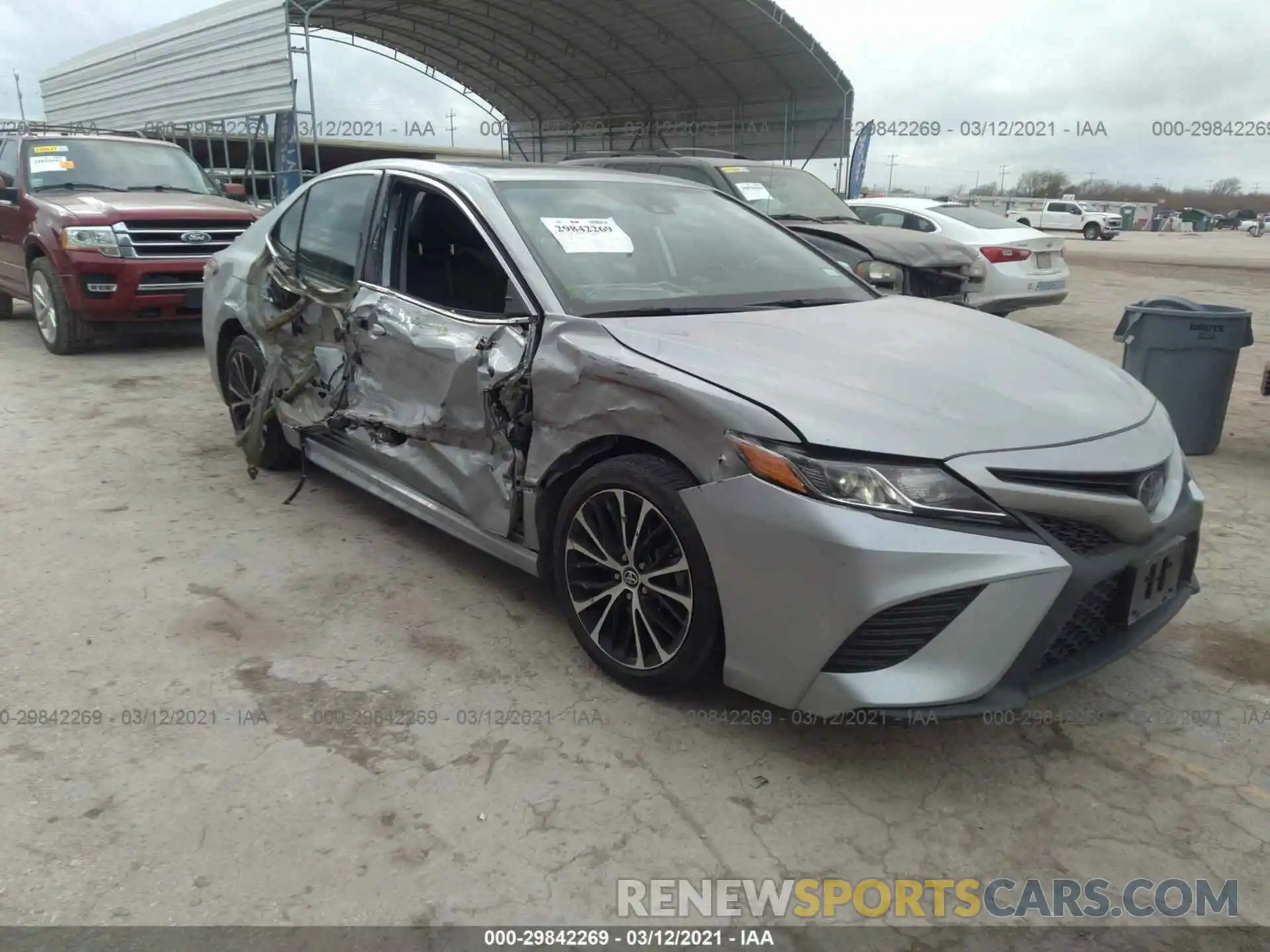 1 Photograph of a damaged car 4T1G11AK2LU300908 TOYOTA CAMRY 2020