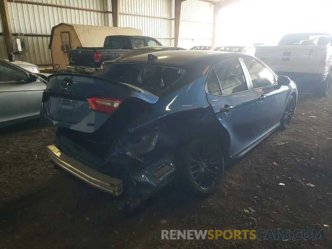 4 Photograph of a damaged car 4T1G11AK2LU310841 TOYOTA CAMRY 2020