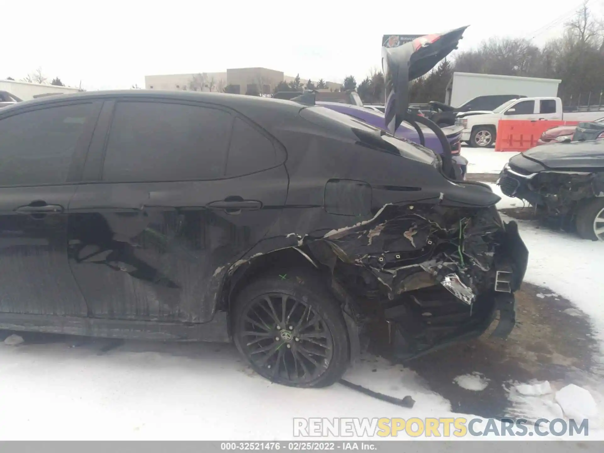 6 Photograph of a damaged car 4T1G11AK2LU310936 TOYOTA CAMRY 2020