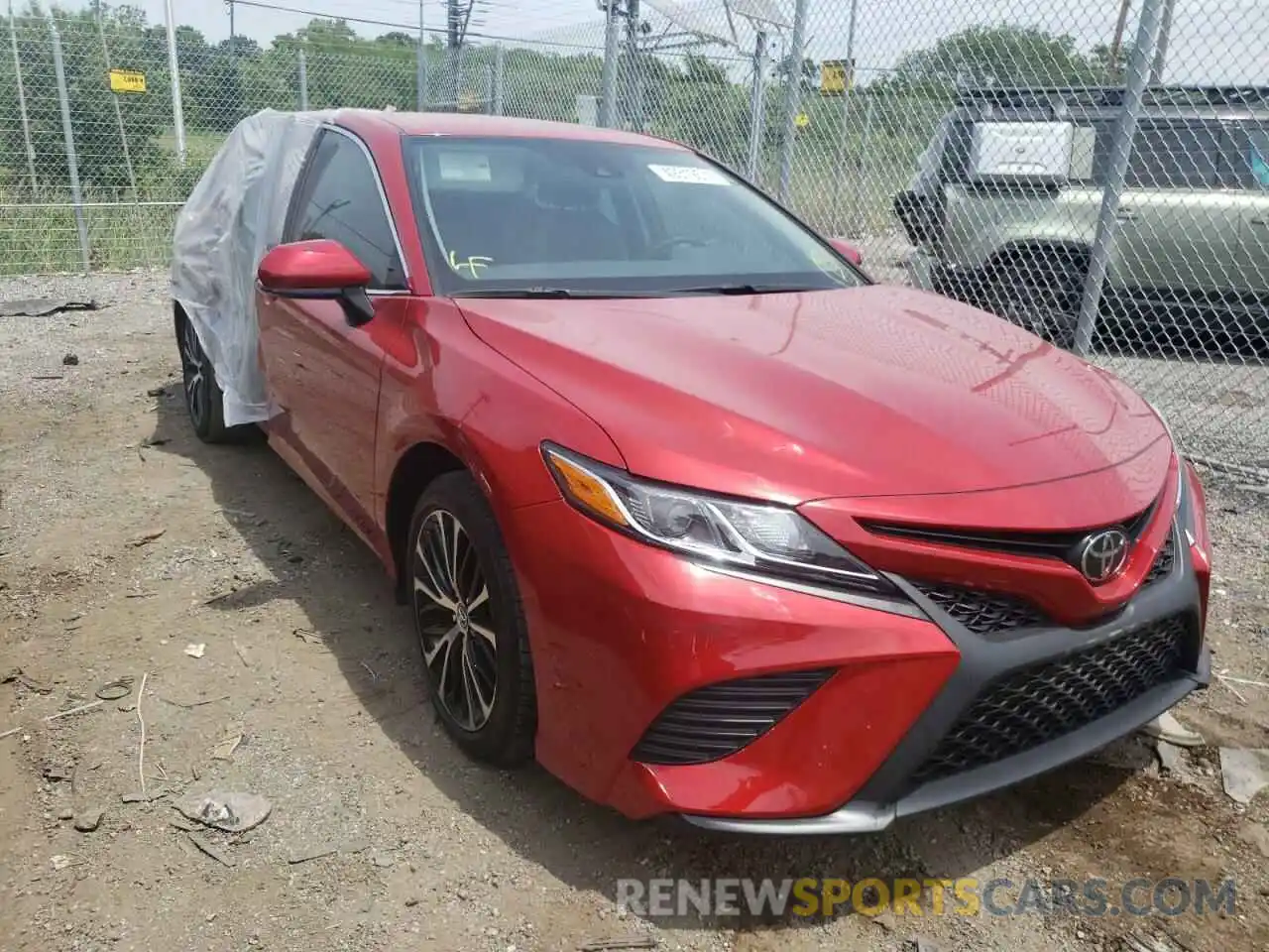 1 Photograph of a damaged car 4T1G11AK2LU313593 TOYOTA CAMRY 2020