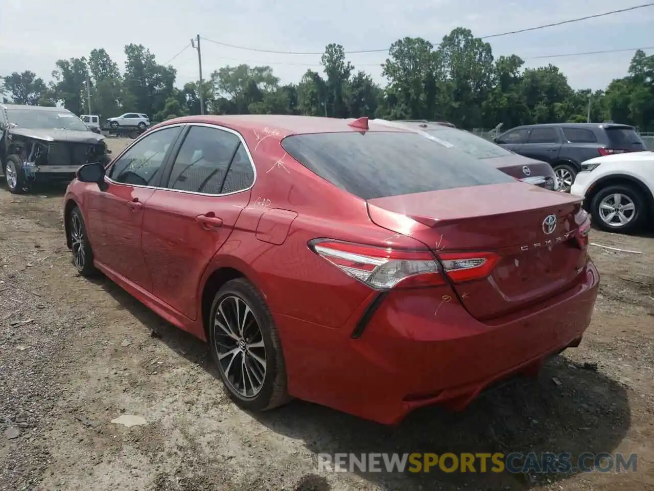 3 Photograph of a damaged car 4T1G11AK2LU313593 TOYOTA CAMRY 2020