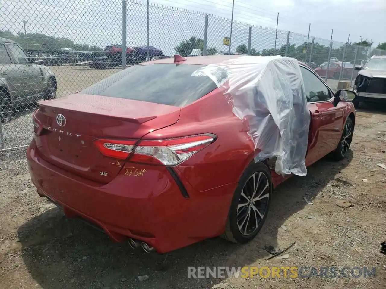 4 Photograph of a damaged car 4T1G11AK2LU313593 TOYOTA CAMRY 2020