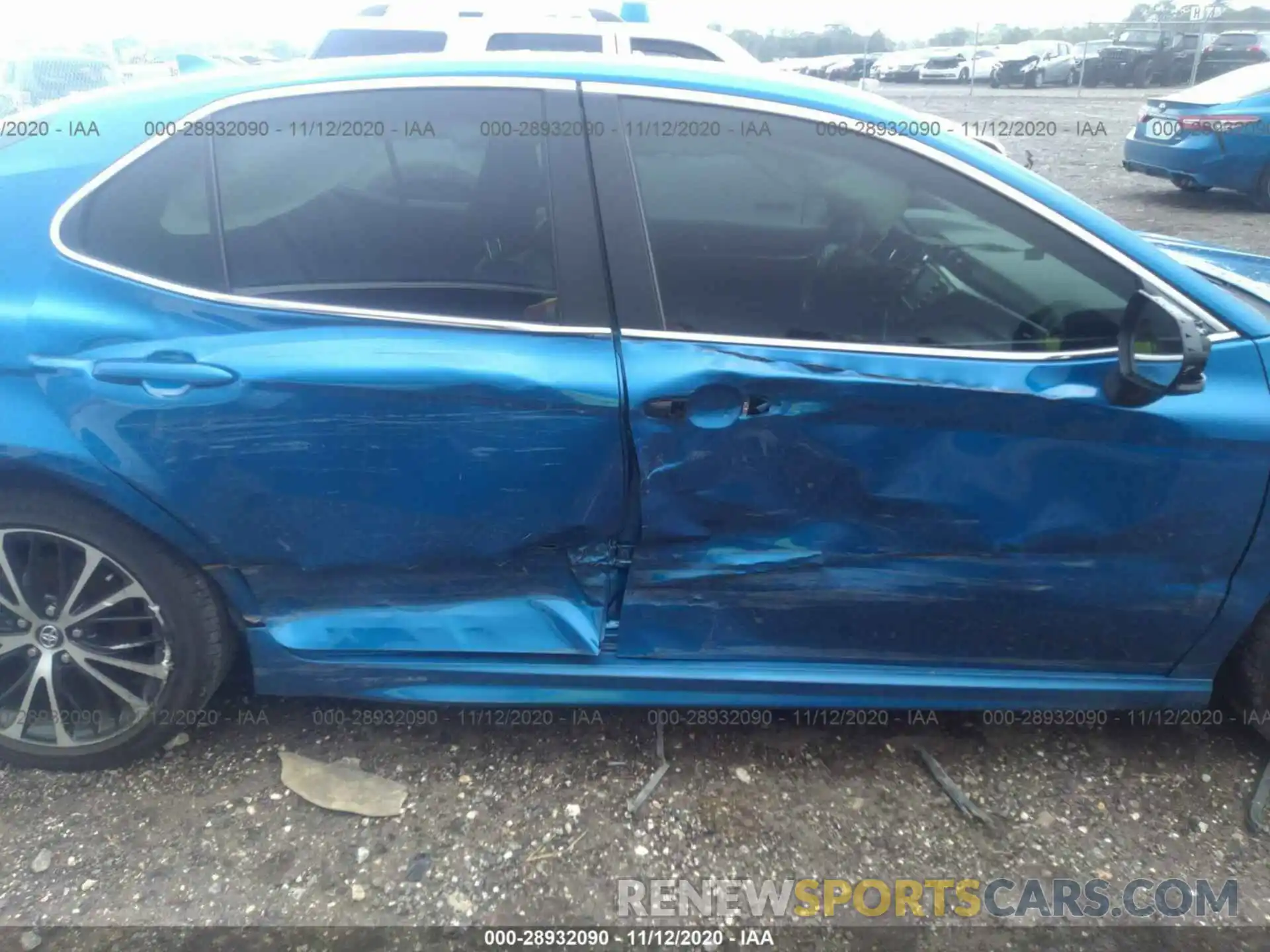 6 Photograph of a damaged car 4T1G11AK2LU320074 TOYOTA CAMRY 2020