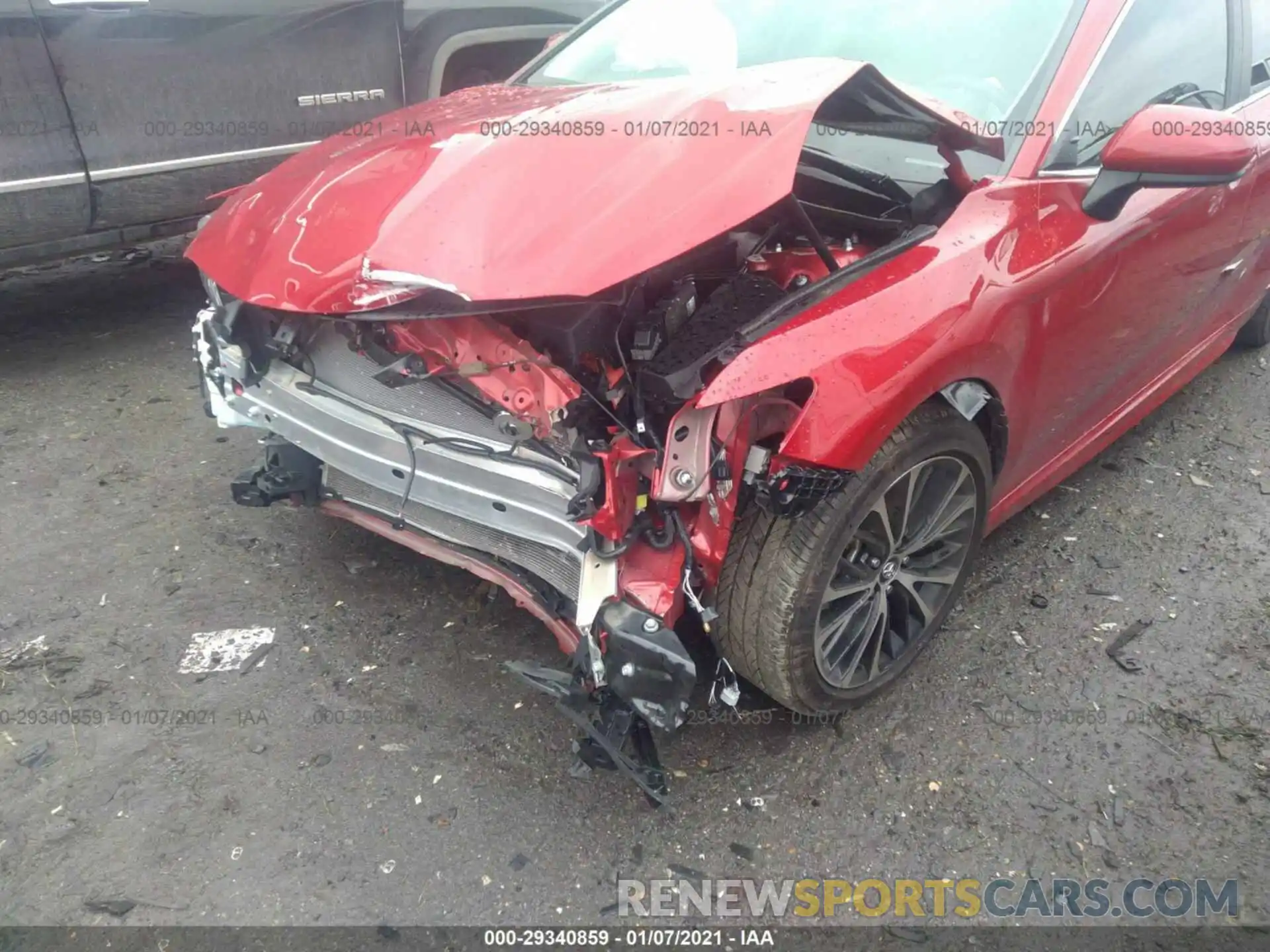 6 Photograph of a damaged car 4T1G11AK2LU321760 TOYOTA CAMRY 2020