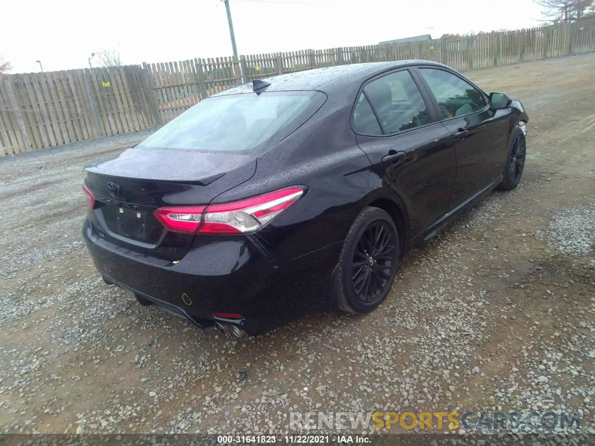 4 Photograph of a damaged car 4T1G11AK2LU324089 TOYOTA CAMRY 2020