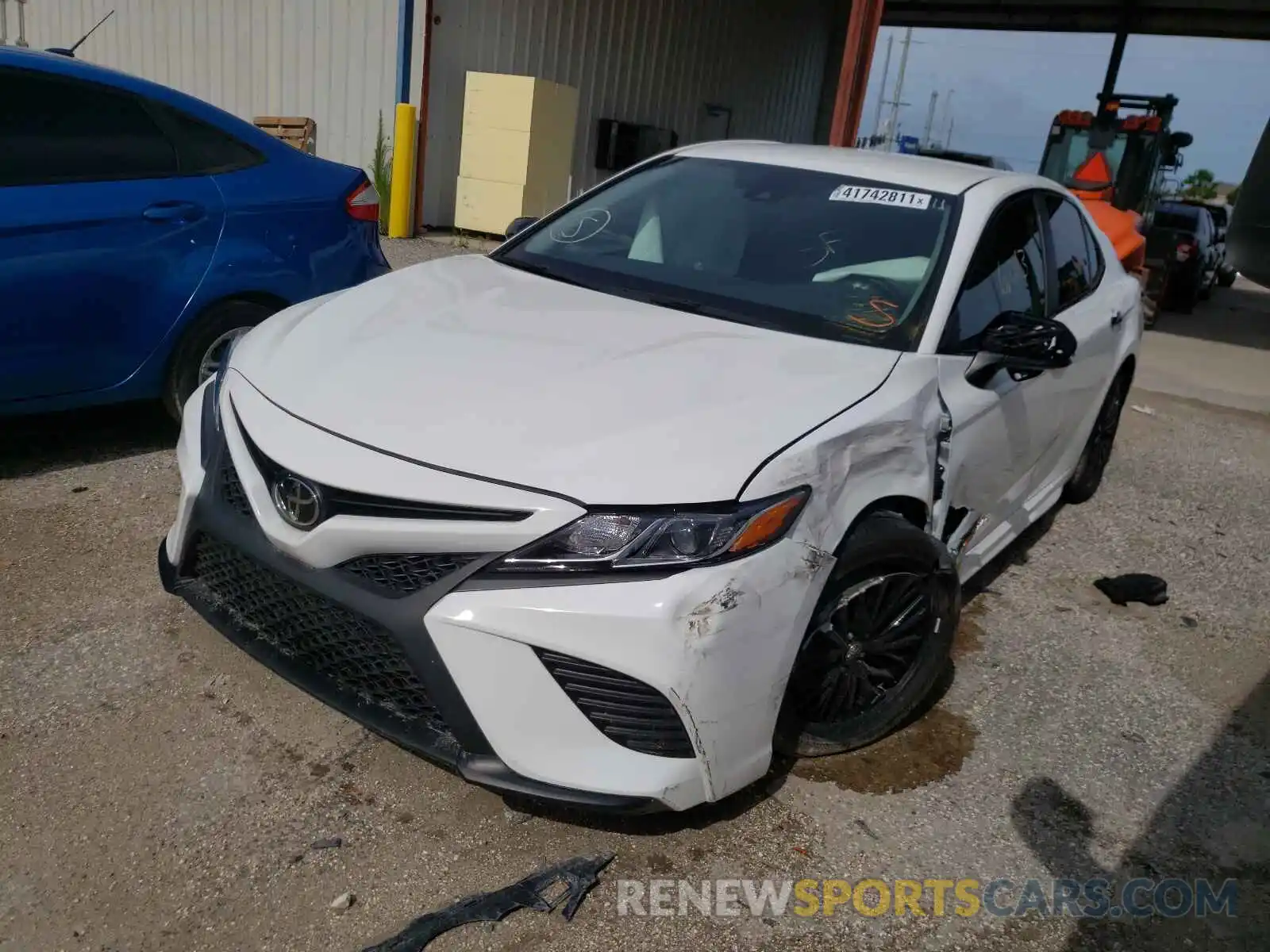 2 Photograph of a damaged car 4T1G11AK2LU325730 TOYOTA CAMRY 2020