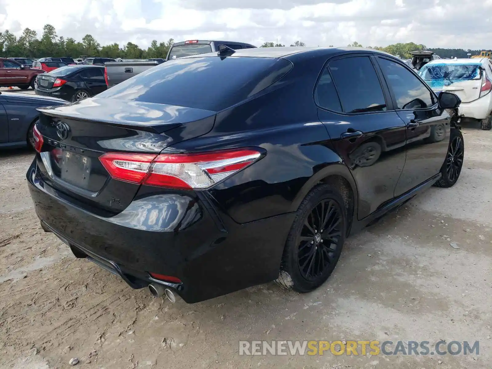 4 Photograph of a damaged car 4T1G11AK2LU329437 TOYOTA CAMRY 2020