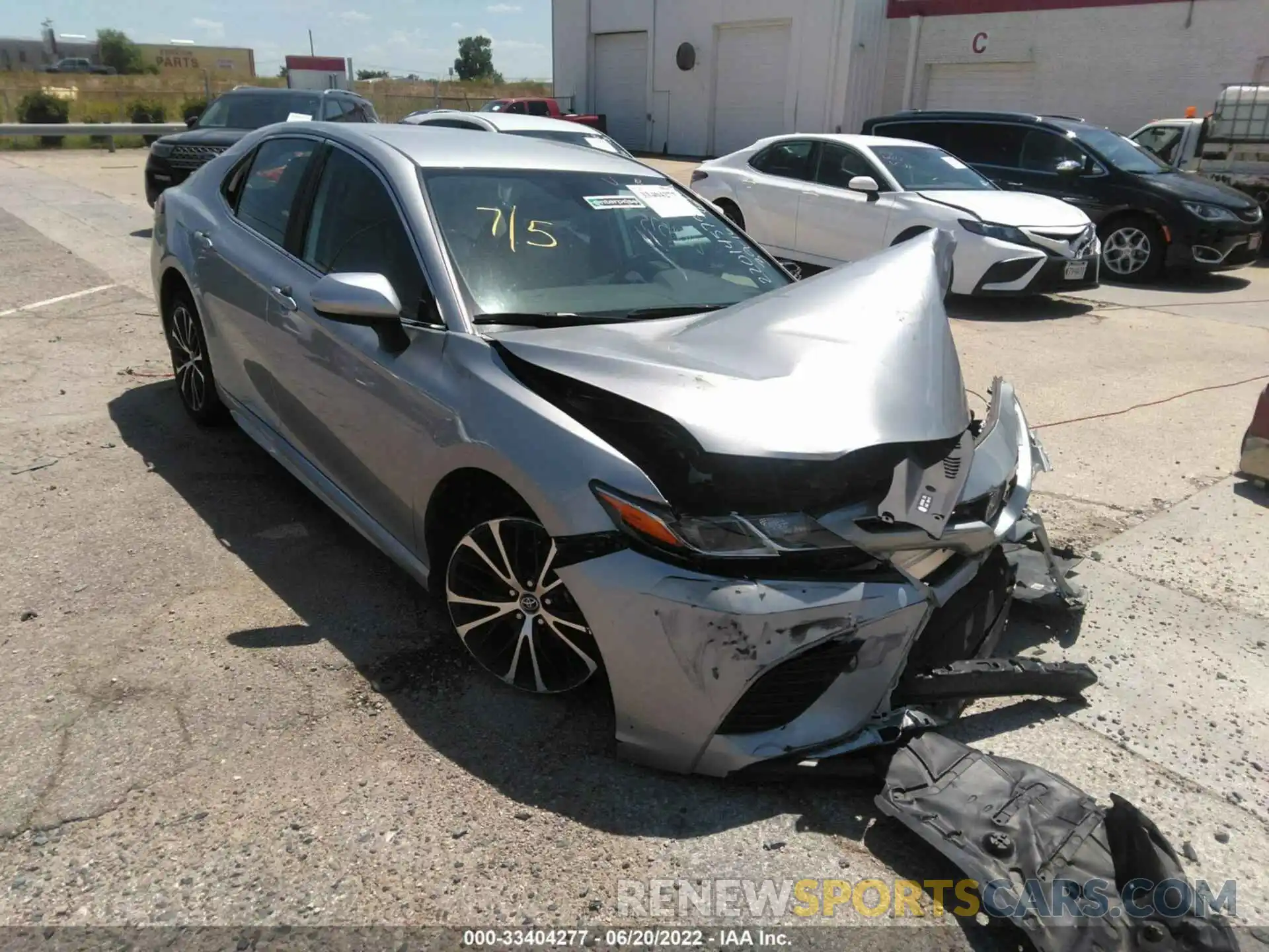 1 Photograph of a damaged car 4T1G11AK2LU329583 TOYOTA CAMRY 2020