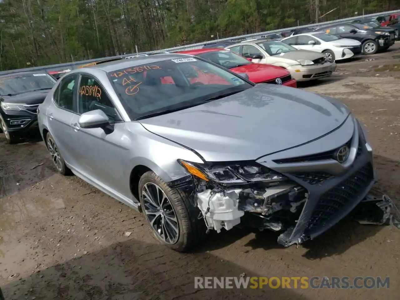 1 Photograph of a damaged car 4T1G11AK2LU330412 TOYOTA CAMRY 2020