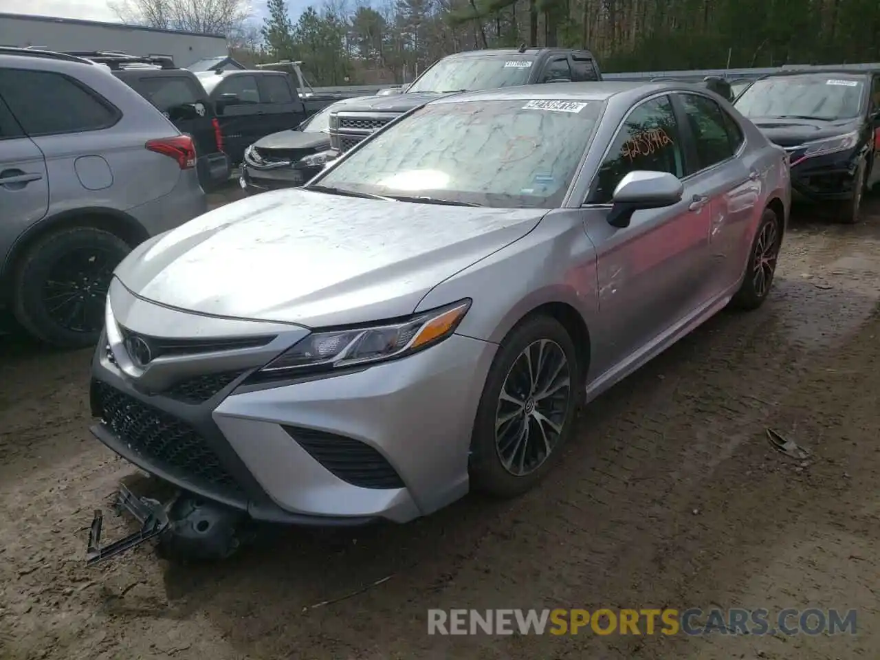 2 Photograph of a damaged car 4T1G11AK2LU330412 TOYOTA CAMRY 2020