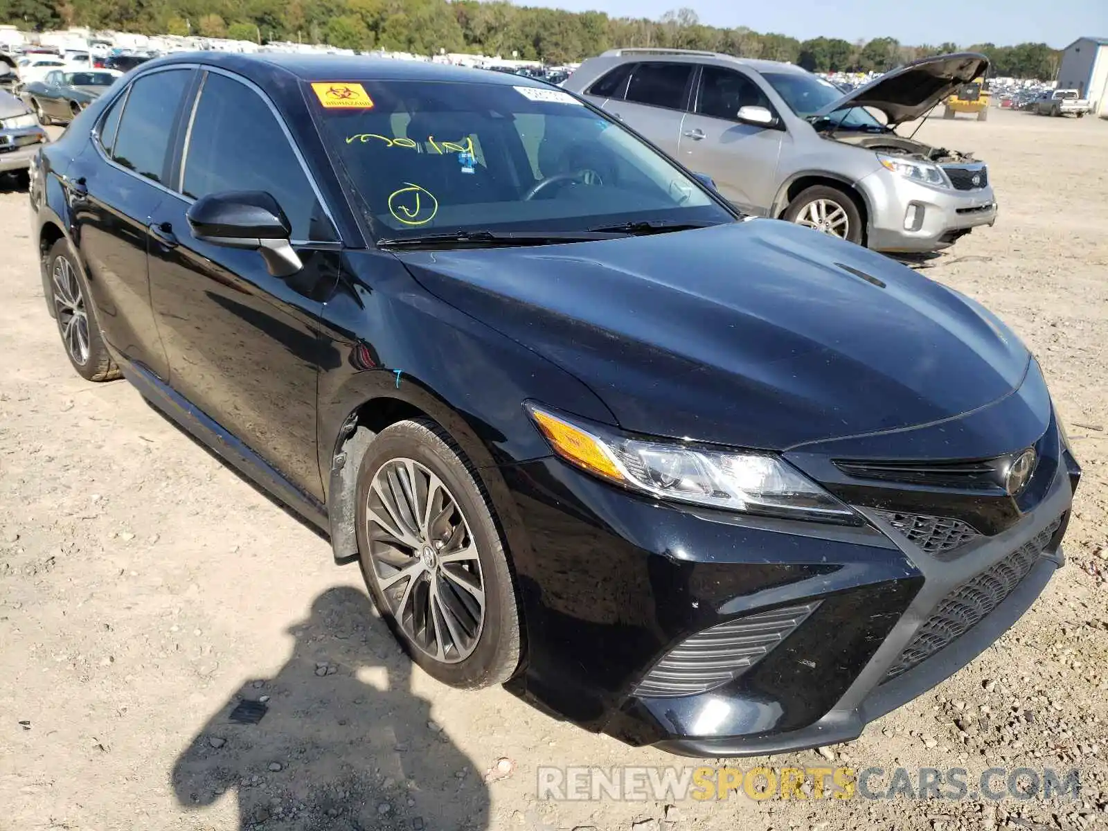 1 Photograph of a damaged car 4T1G11AK2LU331026 TOYOTA CAMRY 2020