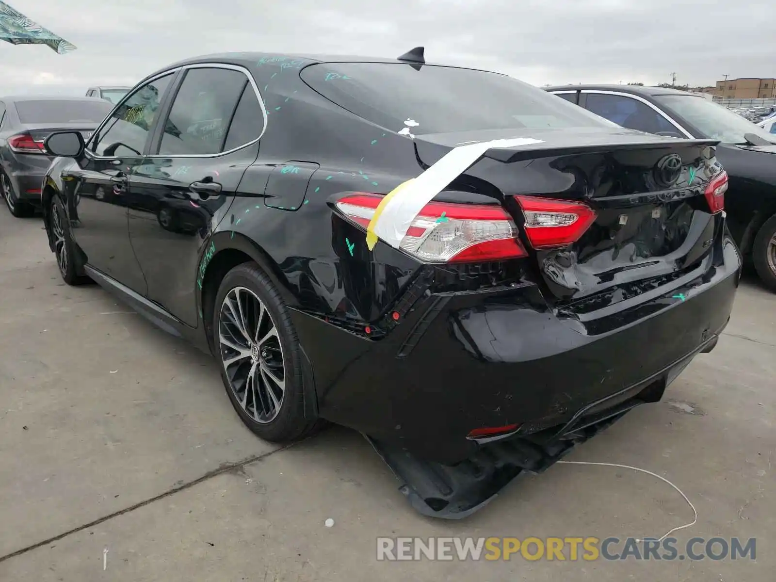 3 Photograph of a damaged car 4T1G11AK2LU333259 TOYOTA CAMRY 2020