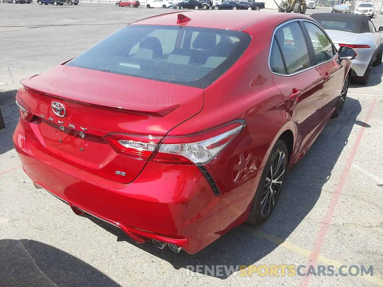 4 Photograph of a damaged car 4T1G11AK2LU334119 TOYOTA CAMRY 2020