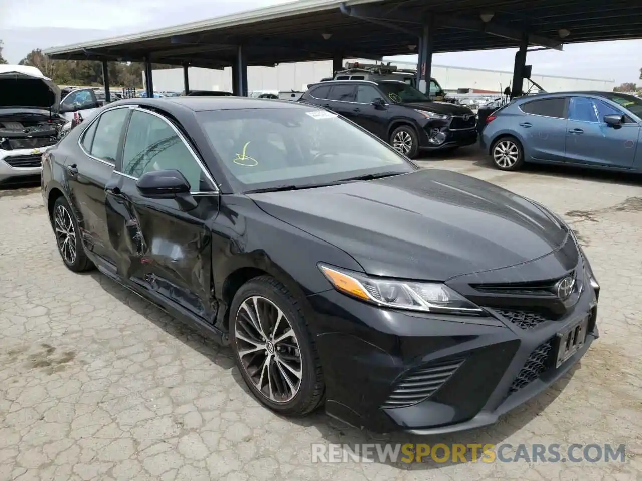 1 Photograph of a damaged car 4T1G11AK2LU334301 TOYOTA CAMRY 2020