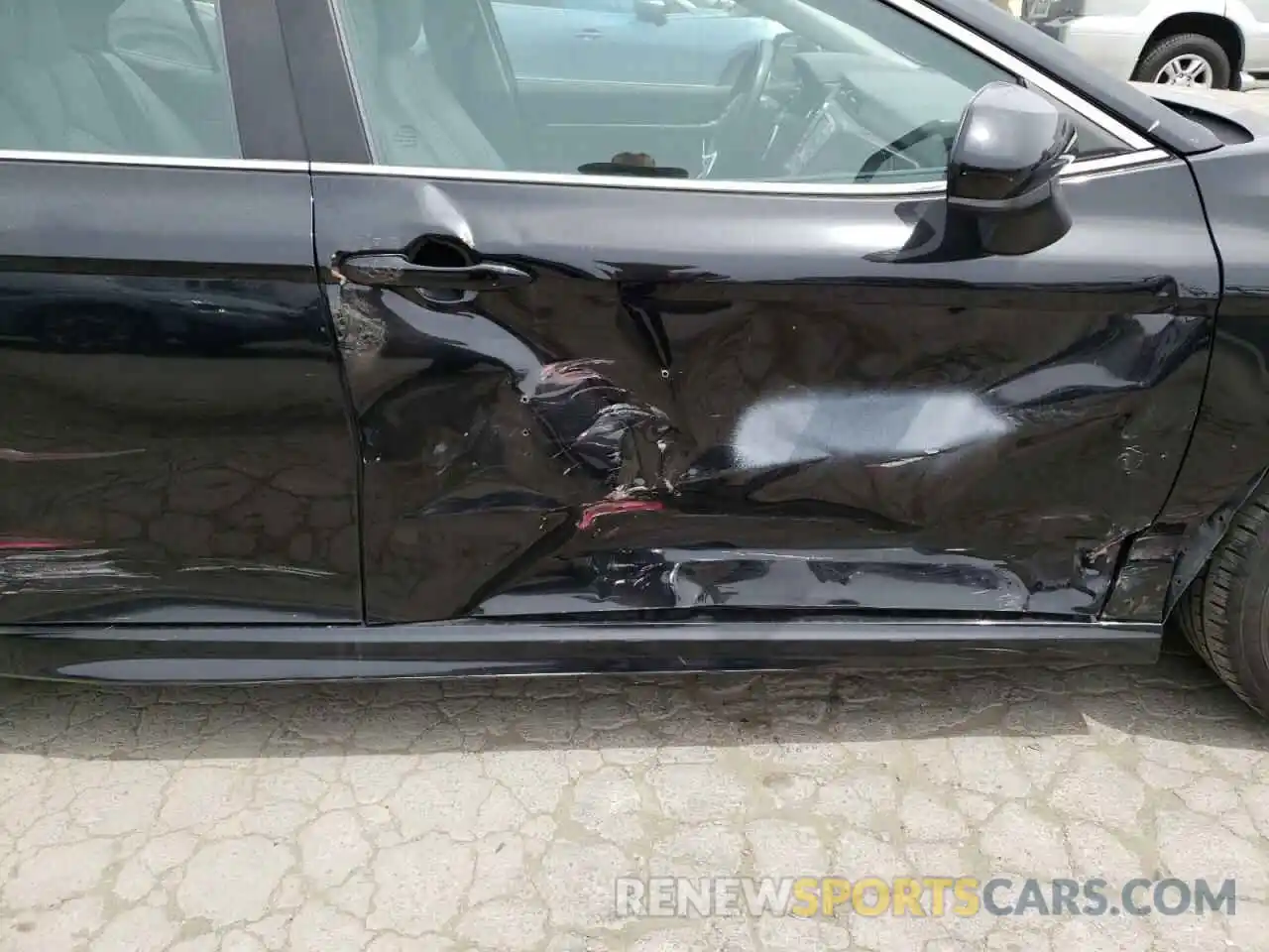 9 Photograph of a damaged car 4T1G11AK2LU334301 TOYOTA CAMRY 2020