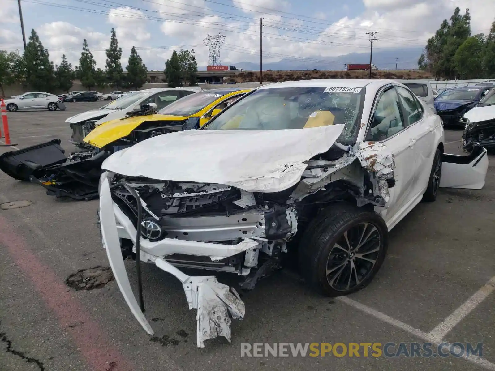 2 Photograph of a damaged car 4T1G11AK2LU334444 TOYOTA CAMRY 2020