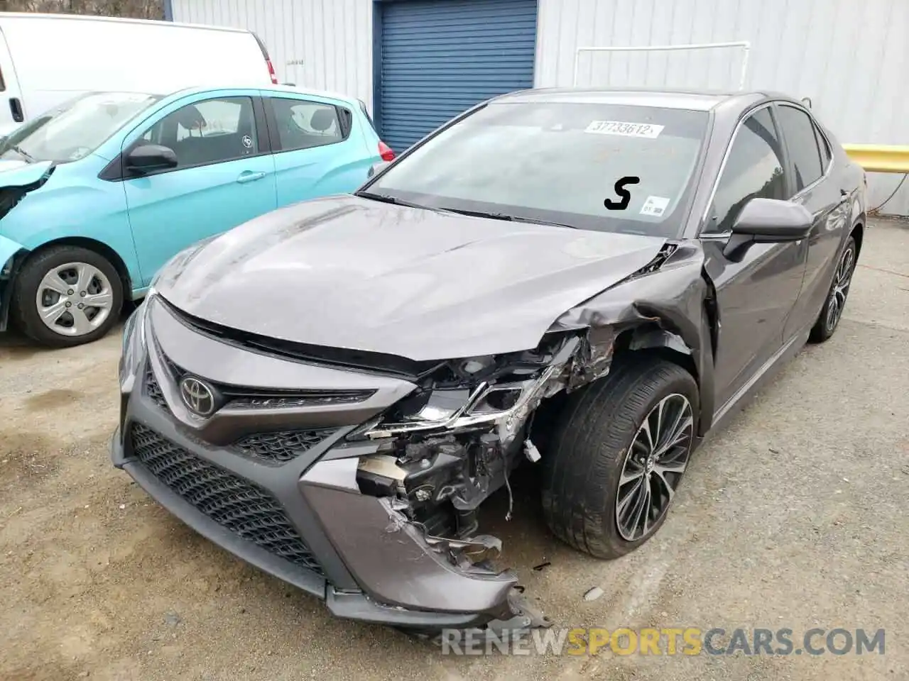 2 Photograph of a damaged car 4T1G11AK2LU341331 TOYOTA CAMRY 2020