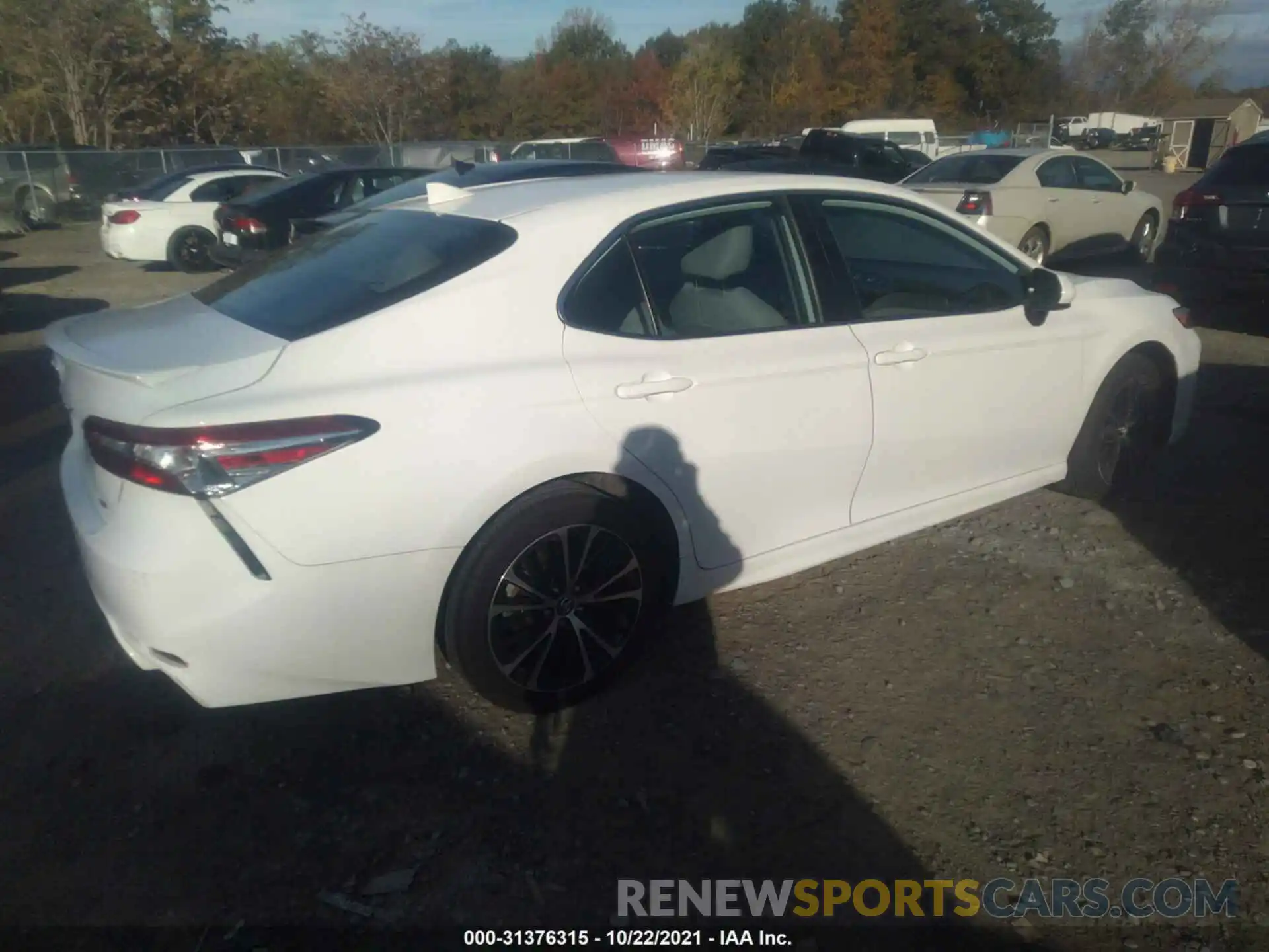 4 Photograph of a damaged car 4T1G11AK2LU343239 TOYOTA CAMRY 2020