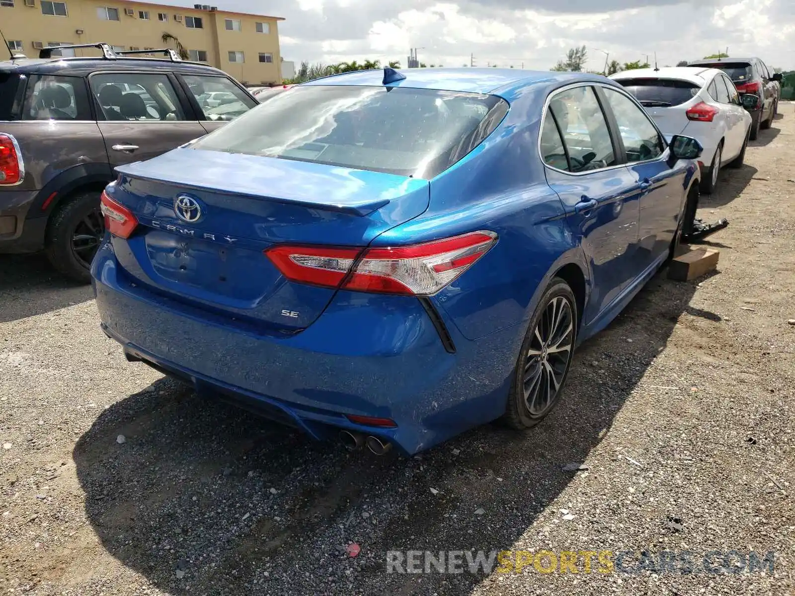 4 Photograph of a damaged car 4T1G11AK2LU343841 TOYOTA CAMRY 2020