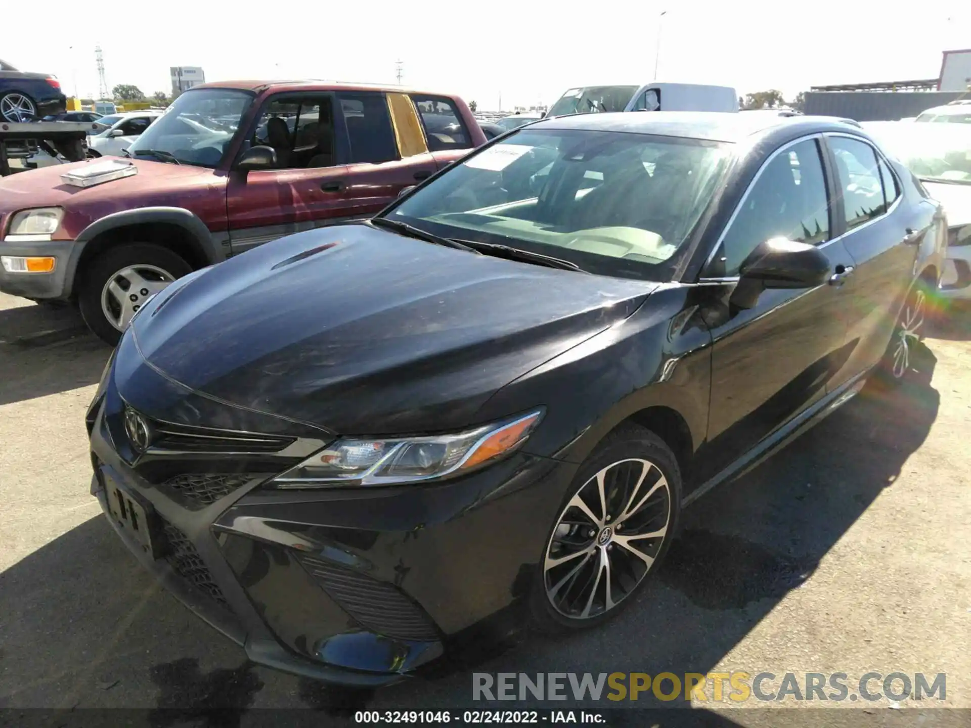 2 Photograph of a damaged car 4T1G11AK2LU344262 TOYOTA CAMRY 2020