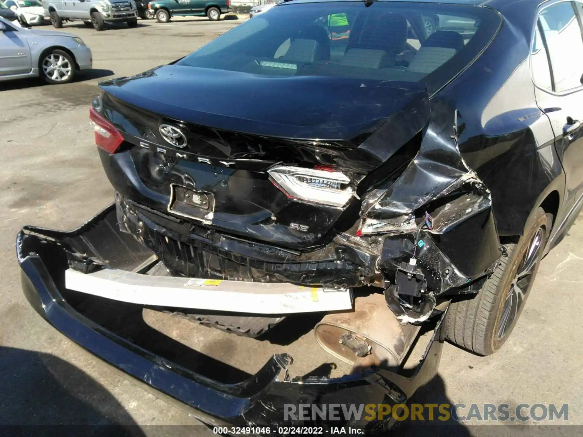 6 Photograph of a damaged car 4T1G11AK2LU344262 TOYOTA CAMRY 2020