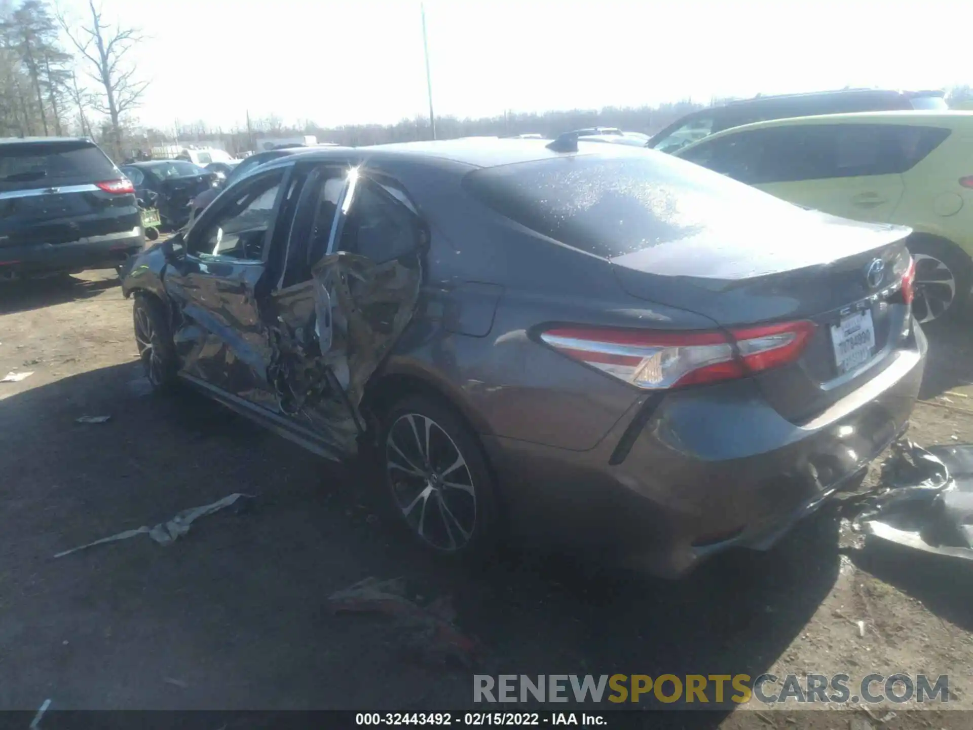 3 Photograph of a damaged car 4T1G11AK2LU347940 TOYOTA CAMRY 2020