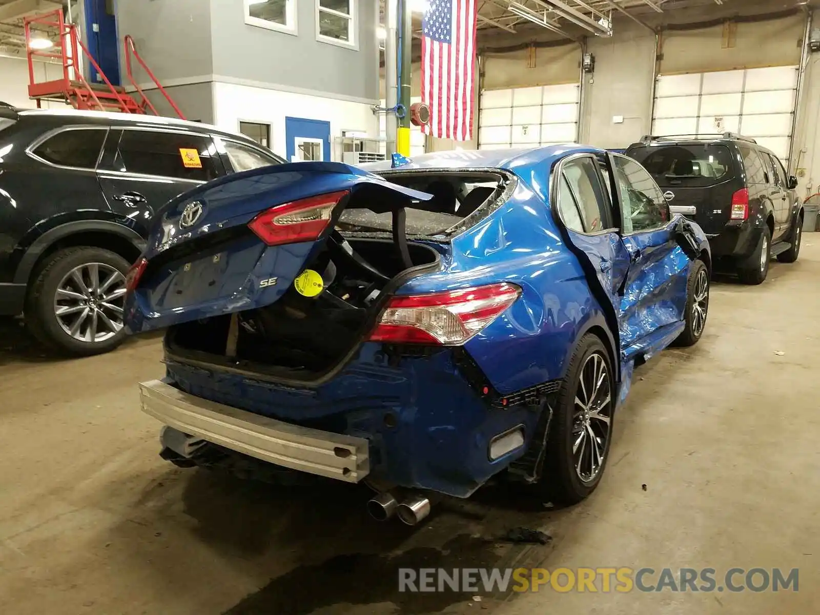 4 Photograph of a damaged car 4T1G11AK2LU349400 TOYOTA CAMRY 2020