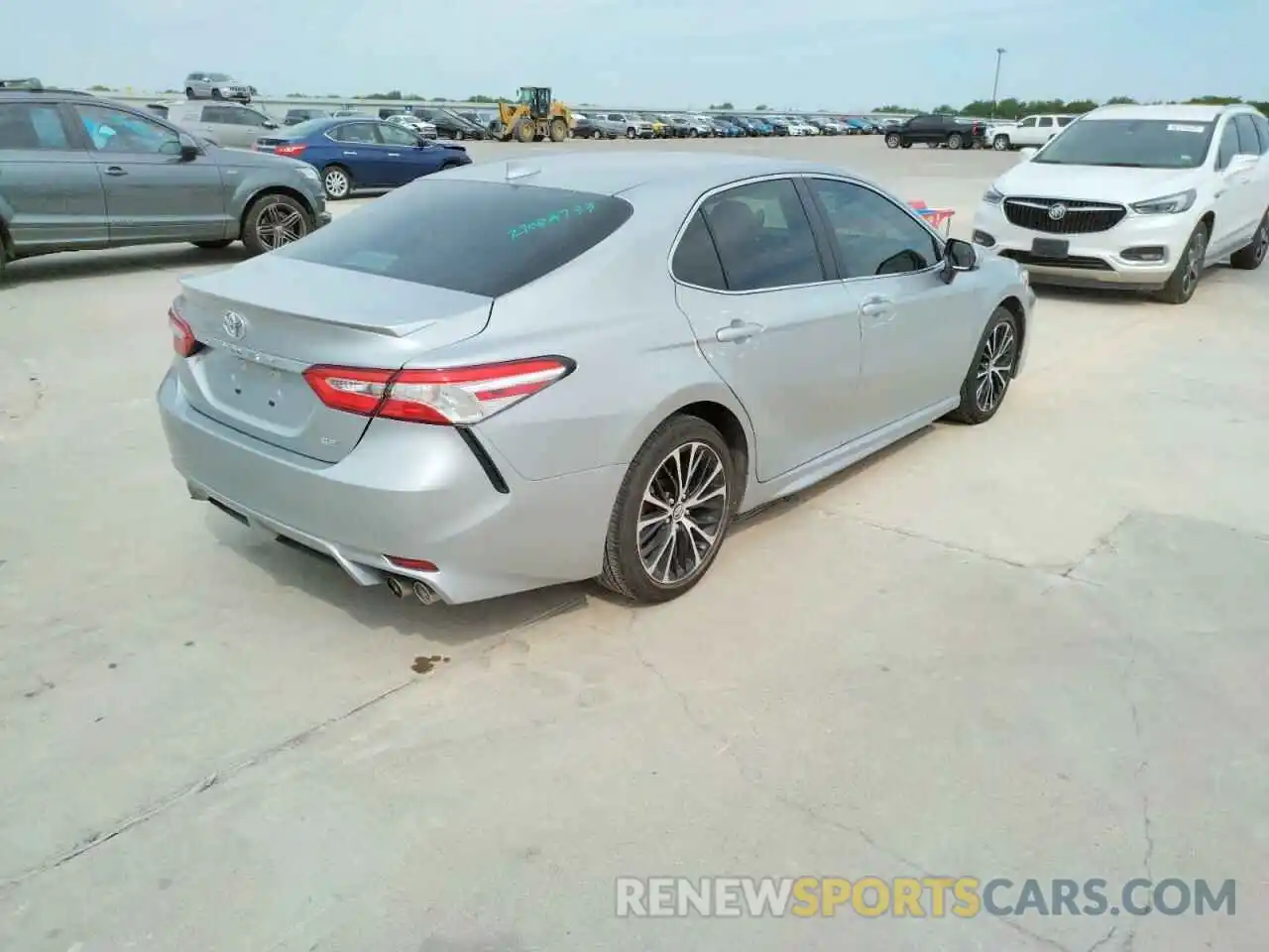 4 Photograph of a damaged car 4T1G11AK2LU353446 TOYOTA CAMRY 2020