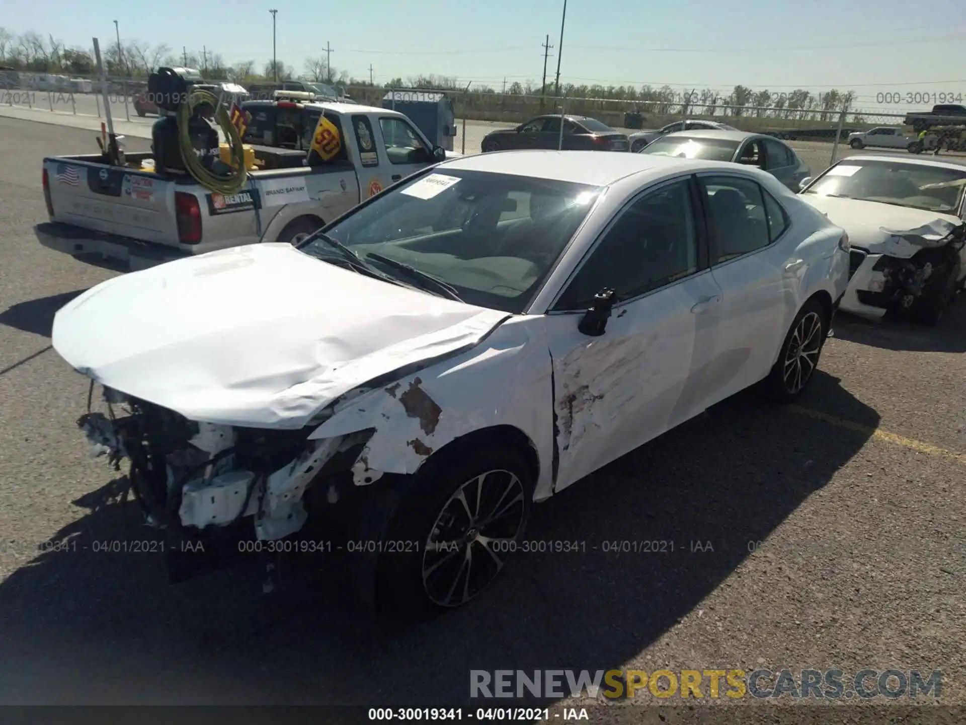 2 Photograph of a damaged car 4T1G11AK2LU355424 TOYOTA CAMRY 2020