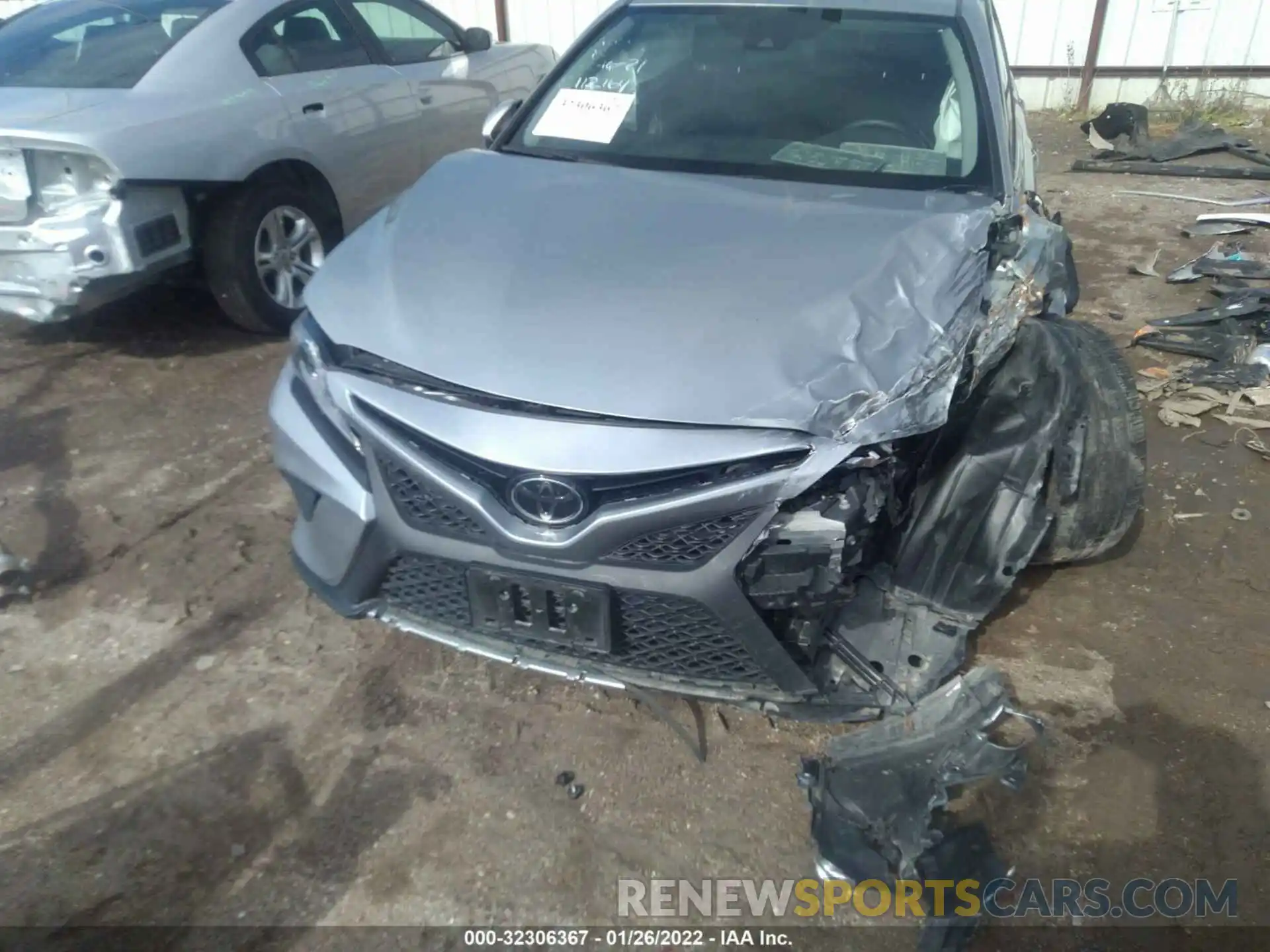 6 Photograph of a damaged car 4T1G11AK2LU357013 TOYOTA CAMRY 2020