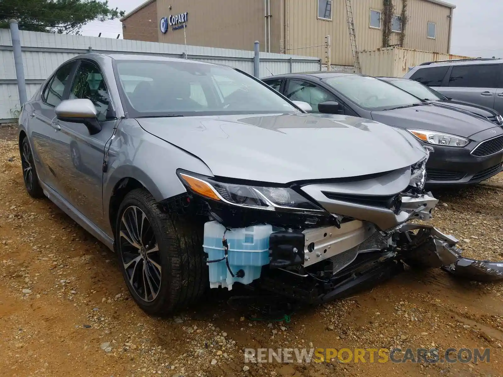 1 Photograph of a damaged car 4T1G11AK2LU357853 TOYOTA CAMRY 2020