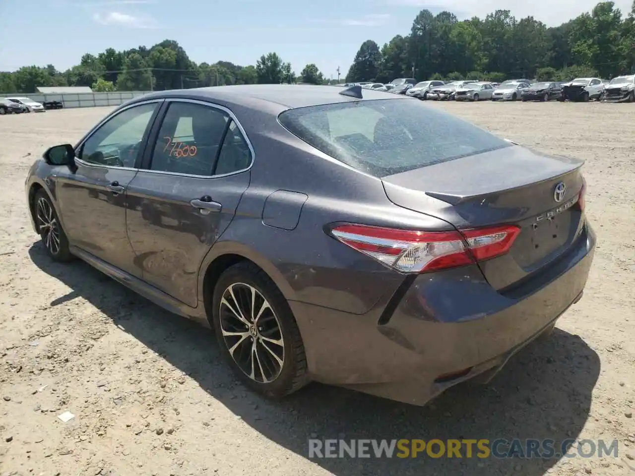 3 Photograph of a damaged car 4T1G11AK2LU358338 TOYOTA CAMRY 2020