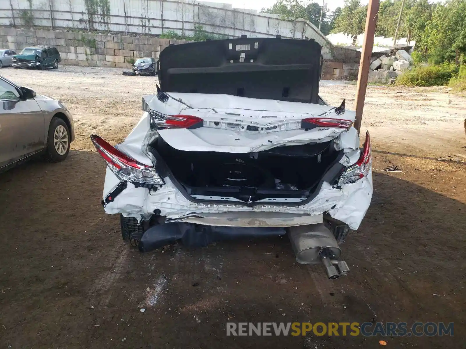 9 Photograph of a damaged car 4T1G11AK2LU359201 TOYOTA CAMRY 2020