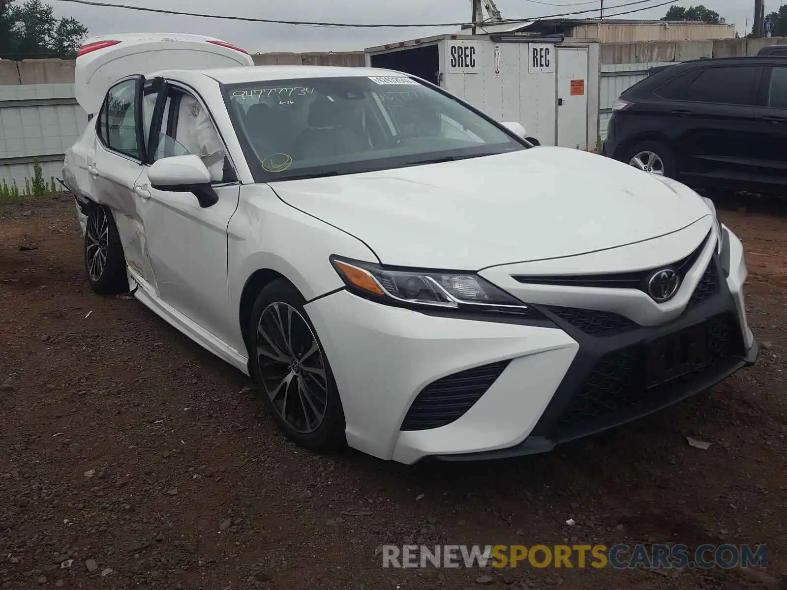 1 Photograph of a damaged car 4T1G11AK2LU360610 TOYOTA CAMRY 2020