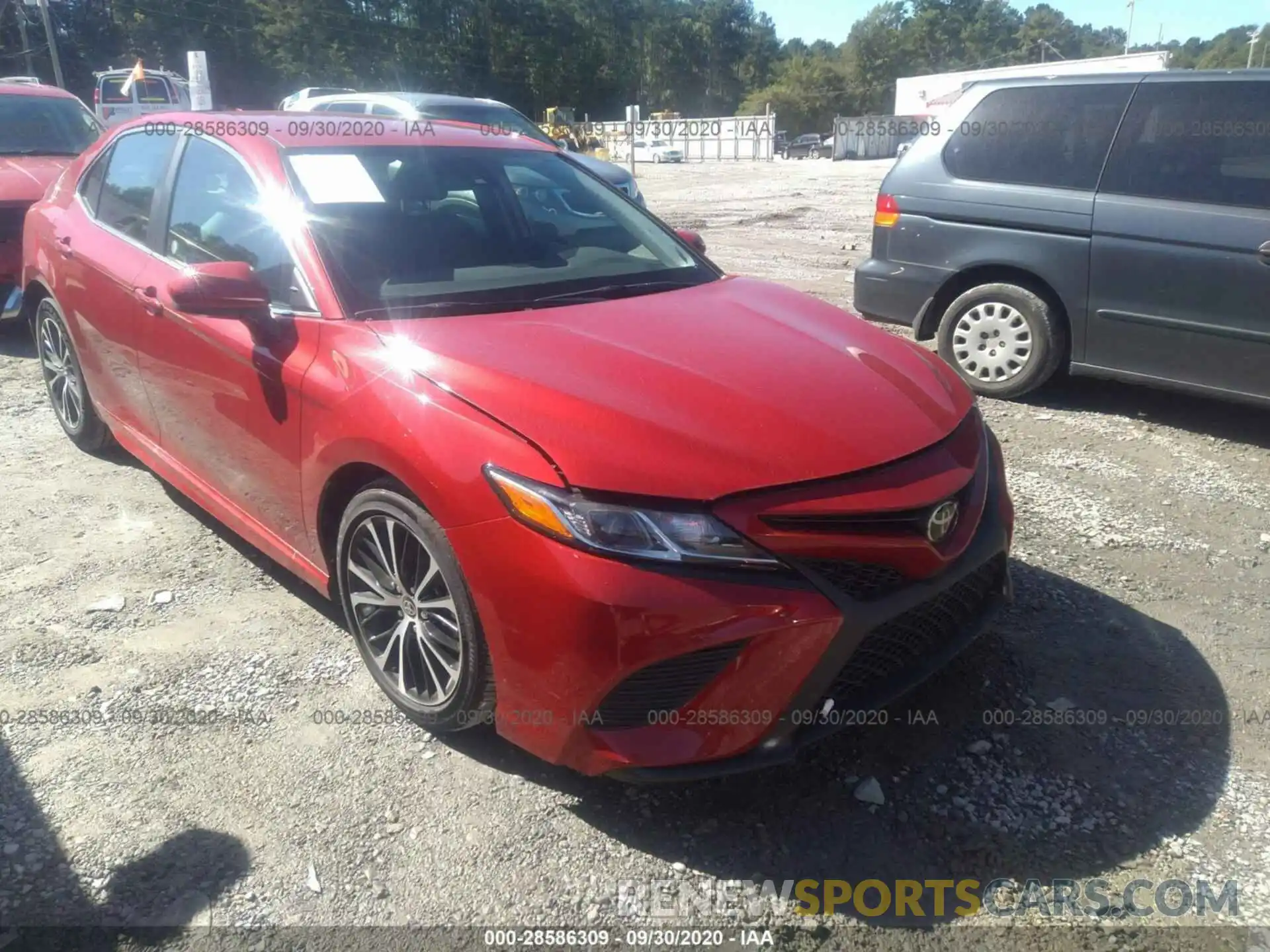 1 Photograph of a damaged car 4T1G11AK2LU360753 TOYOTA CAMRY 2020