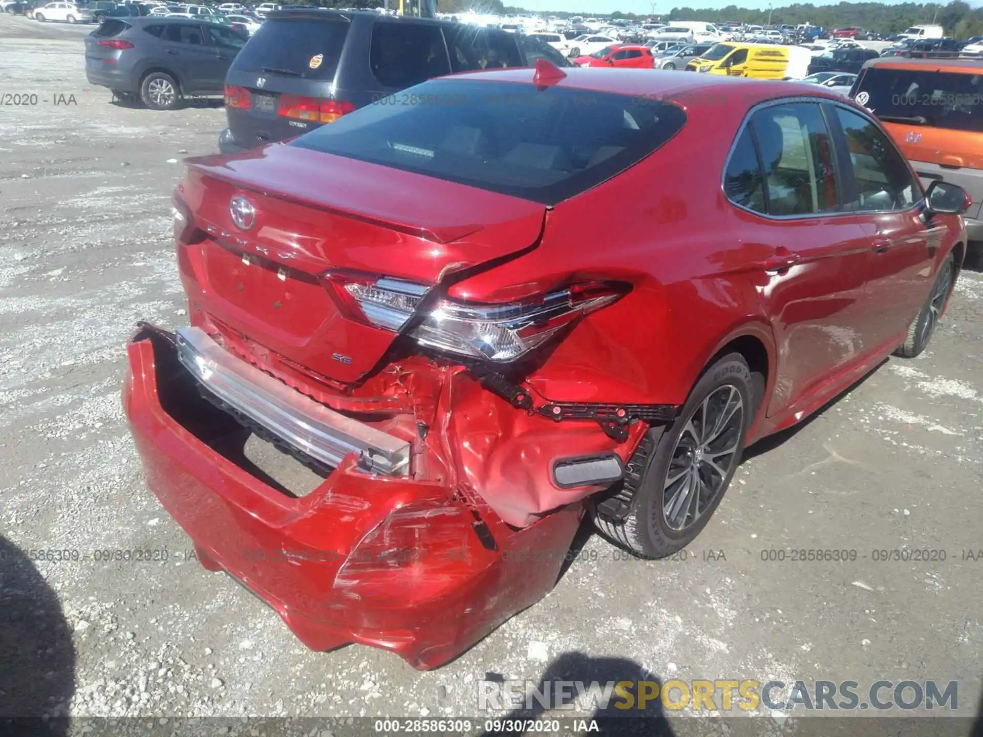 4 Photograph of a damaged car 4T1G11AK2LU360753 TOYOTA CAMRY 2020