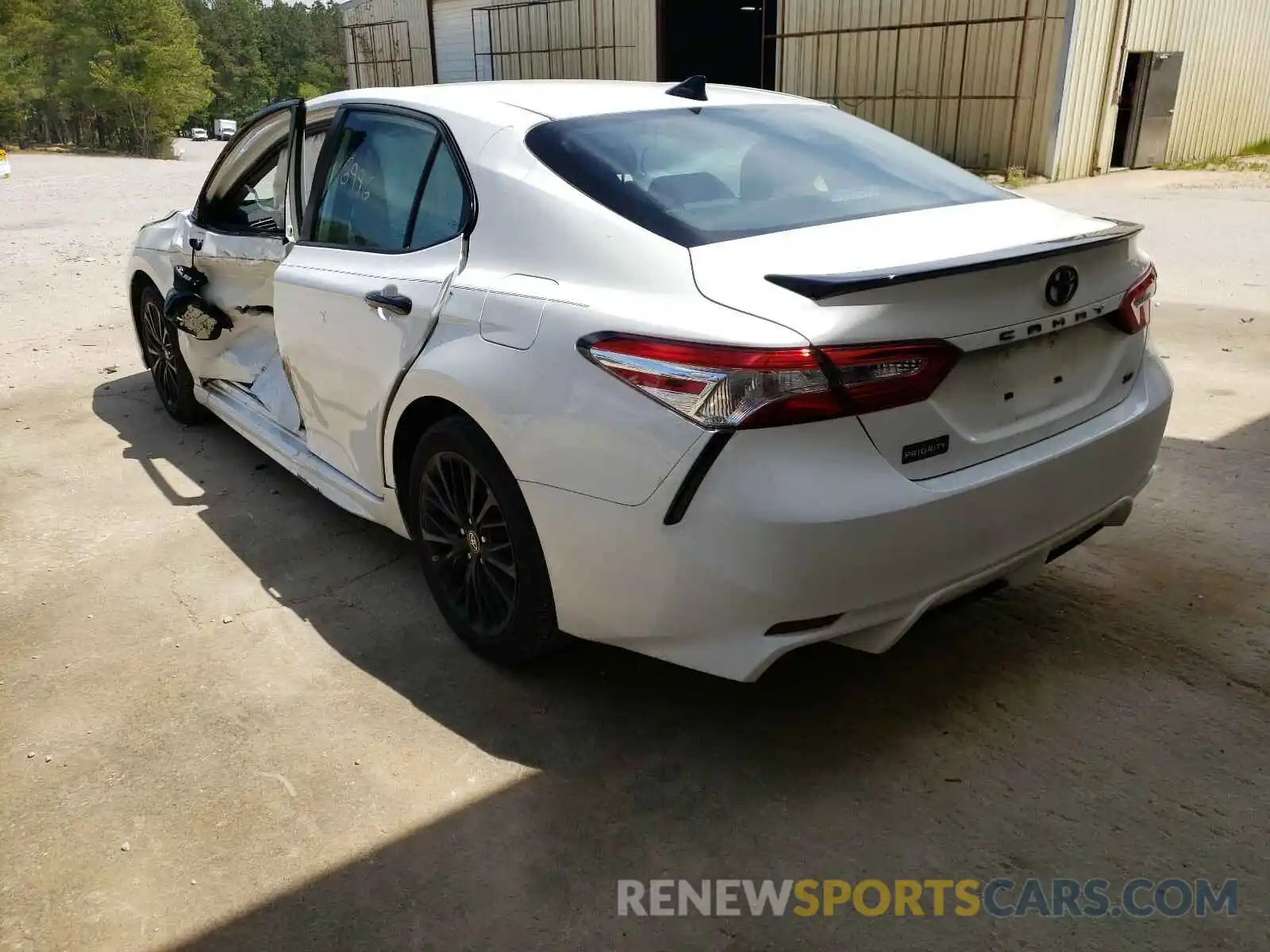 3 Photograph of a damaged car 4T1G11AK2LU379836 TOYOTA CAMRY 2020