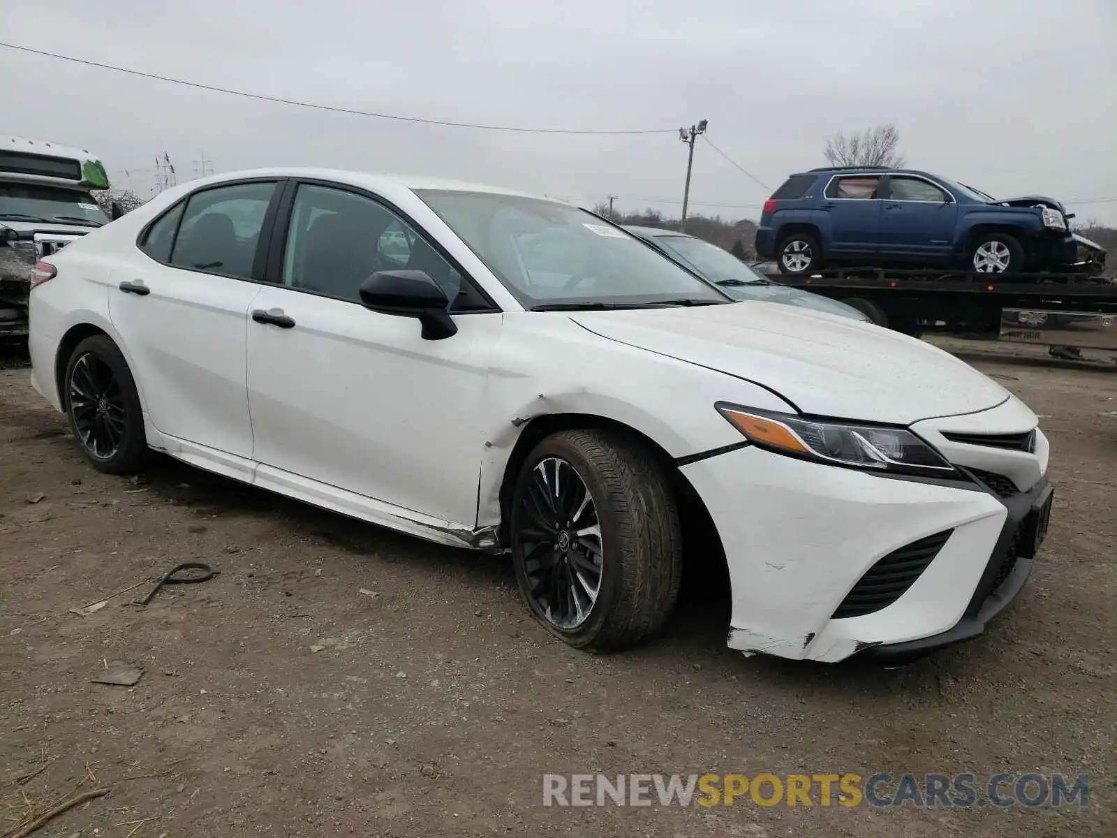 1 Photograph of a damaged car 4T1G11AK2LU384311 TOYOTA CAMRY 2020