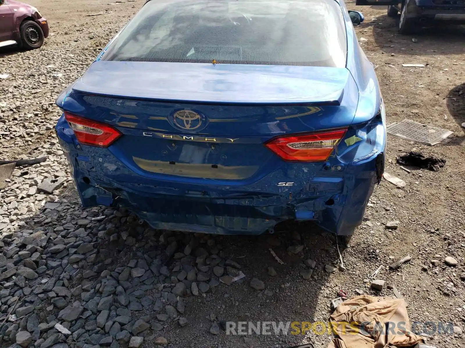 9 Photograph of a damaged car 4T1G11AK2LU389623 TOYOTA CAMRY 2020