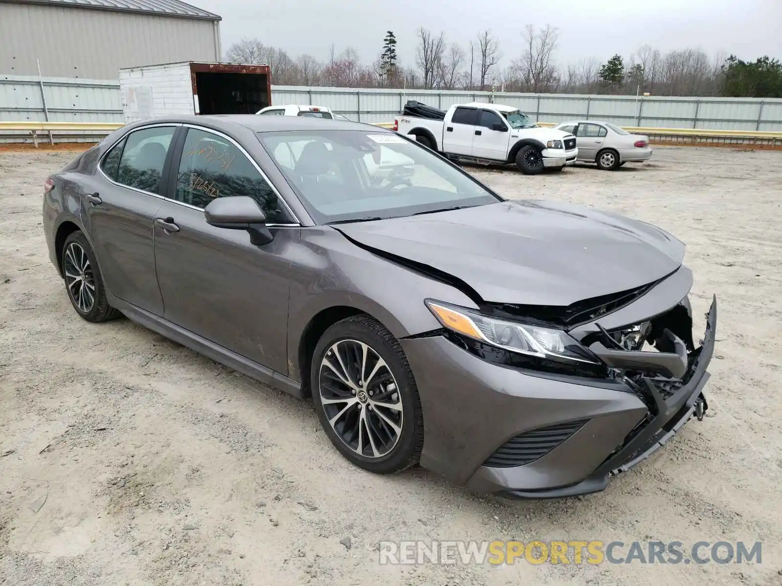 1 Photograph of a damaged car 4T1G11AK2LU395471 TOYOTA CAMRY 2020