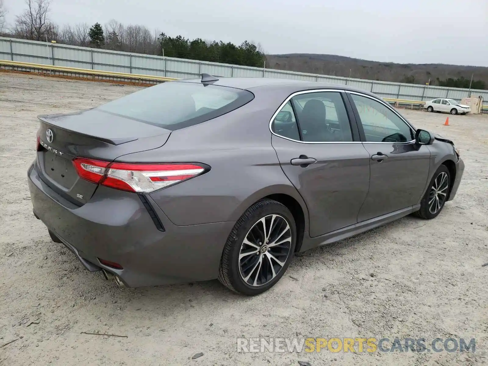 4 Photograph of a damaged car 4T1G11AK2LU395471 TOYOTA CAMRY 2020