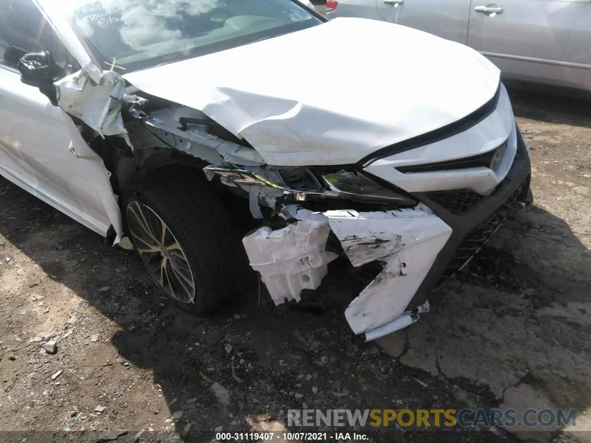 6 Photograph of a damaged car 4T1G11AK2LU397320 TOYOTA CAMRY 2020