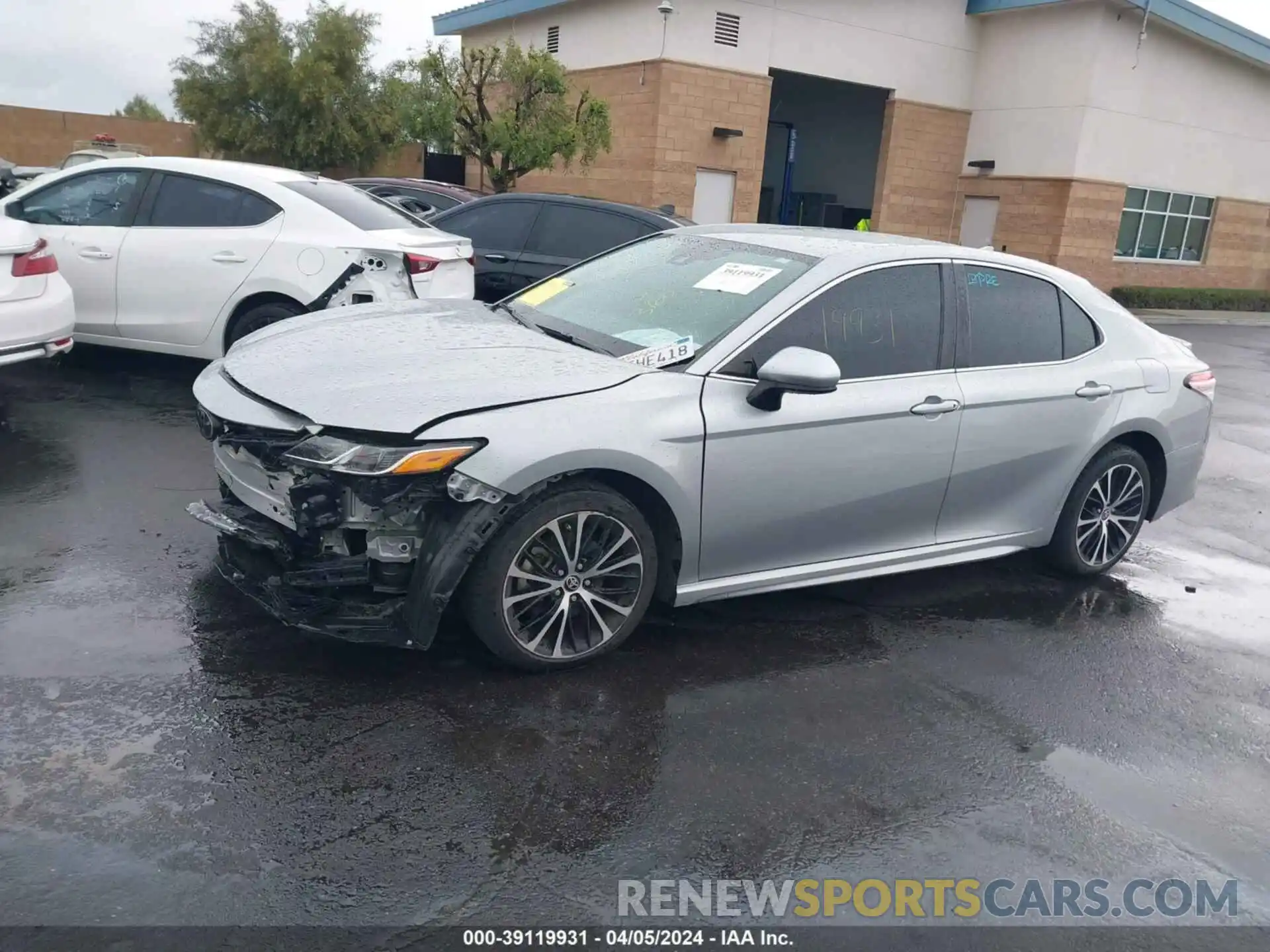 2 Photograph of a damaged car 4T1G11AK2LU501479 TOYOTA CAMRY 2020